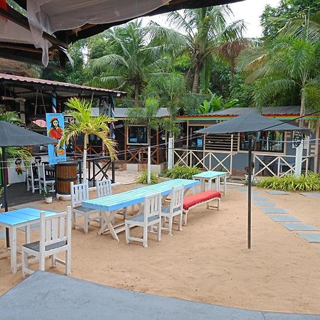 Boaty'S Beach Cottages Calangute Esterno foto